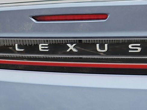 Used 2023 Lexus RZ 450e Premium image 35