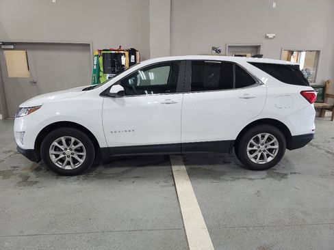 Used 2021 Chevrolet Equinox LT w/ LPO, Floor Liner Package image 4