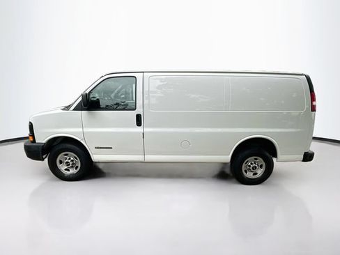 Used 2005 GMC Savana 2500 RWD image 6