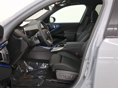 New 2026 BMW X3 xDrive30 w/ Premium Package image 5