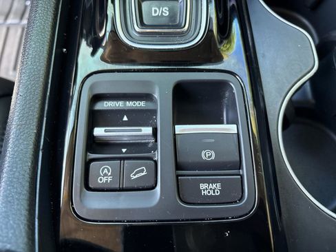Used 2023 Honda Pilot Touring image 27