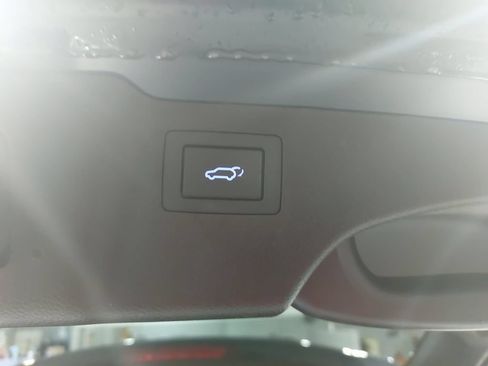 Used 2018 Hyundai Santa Fe Sport w/ 2.4L Tech Package 04 FWD image 13