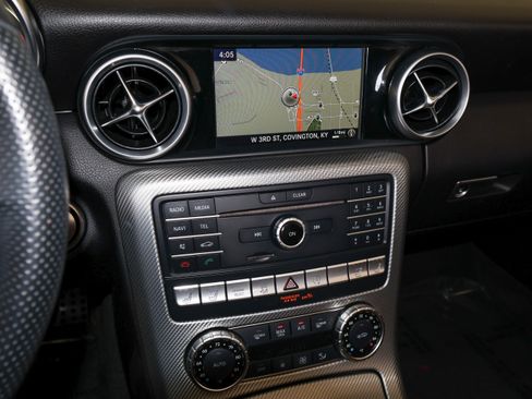 Used 2019 Mercedes-Benz SLC 43 AMG image 24