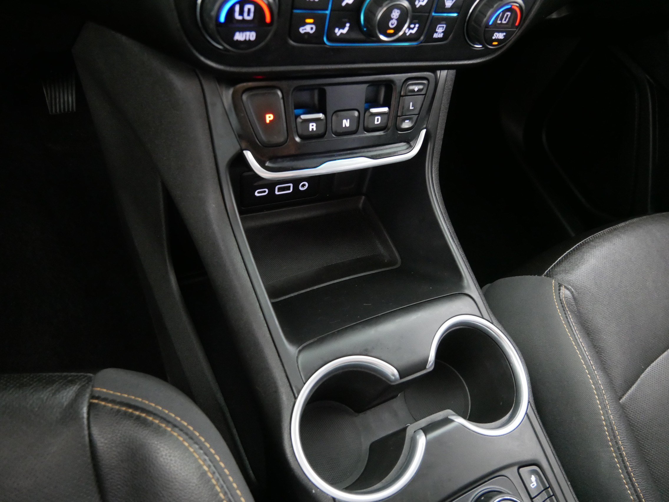 Used 2021 GMC Terrain SLT AWD/4WD image 24