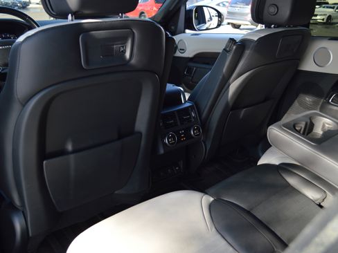 Used 2021 Land Rover Discovery HSE R-Dynamic image 26