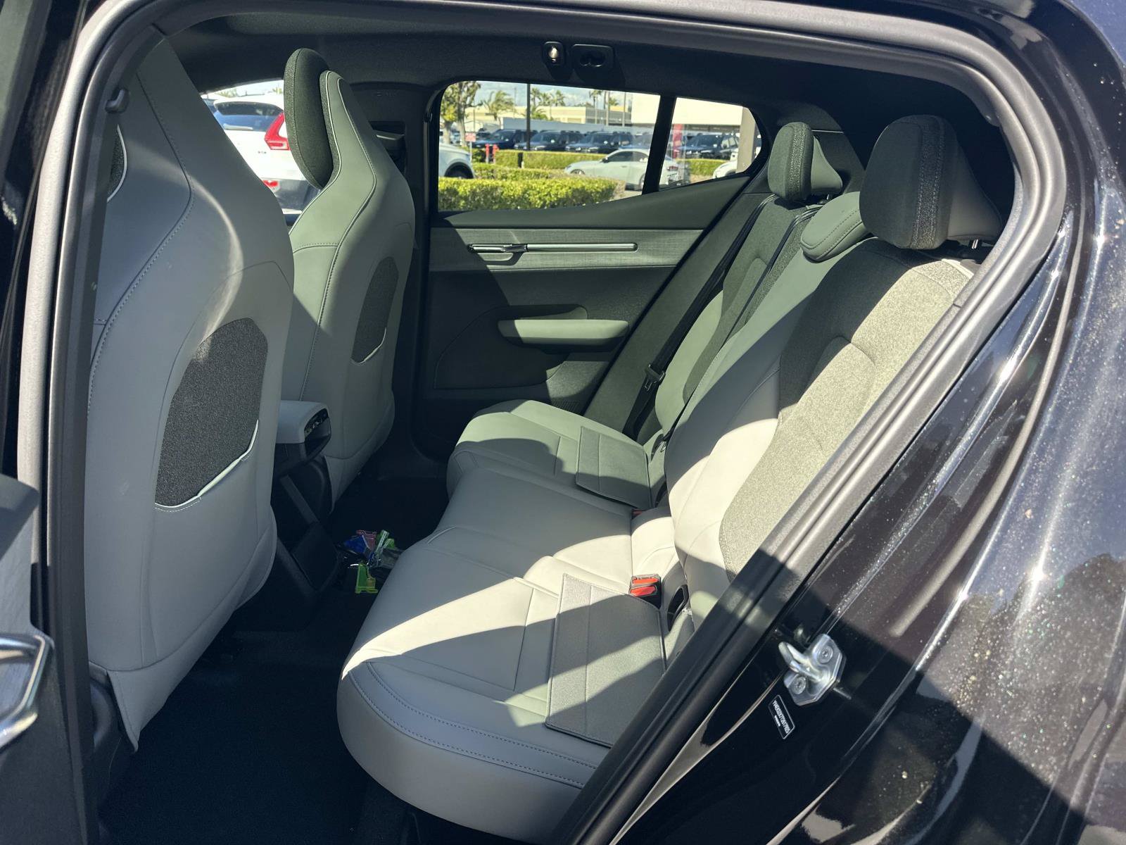 New 2026 Volvo EX30 Plus AWD/4WD image 17