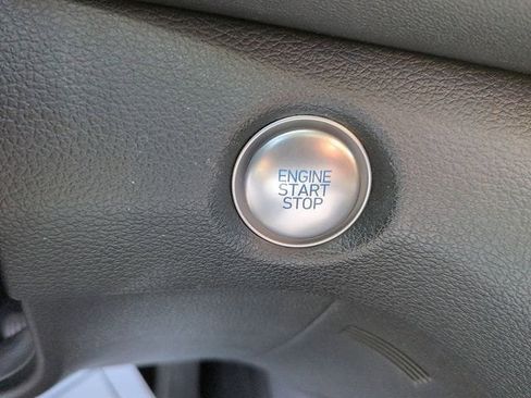 Used 2022 Hyundai Santa Fe SEL image 21