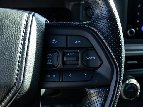 Used 2025 Toyota Tacoma SR image 13