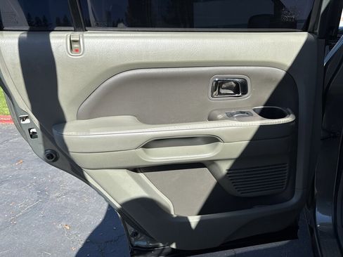 Used 2007 Honda Pilot EX-L image 29