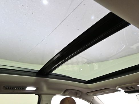 Certified 2025 Subaru Ascent Touring w/ Popular Package #2 image 17