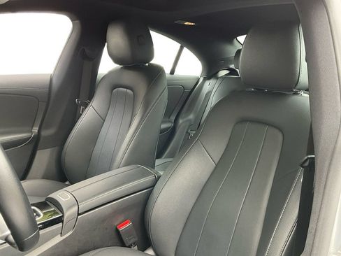 Used 2025 Mercedes-Benz CLA 250 image 27