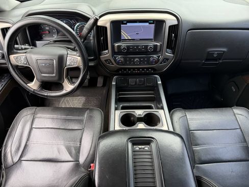 Used 2018 GMC Sierra 1500 Denali w/ Denali Ultimate Package AWD/4WD image 10