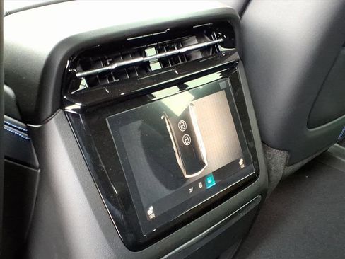 New 2026 Cadillac Escalade IQL Luxury image 6