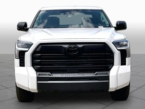 Used 2024 Toyota Tundra SR5 w/ SR5 Convenience Package AWD/4WD image 4
