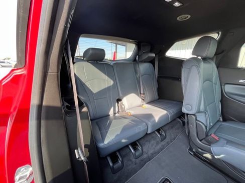 Used 2024 Buick Enclave Premium image 41