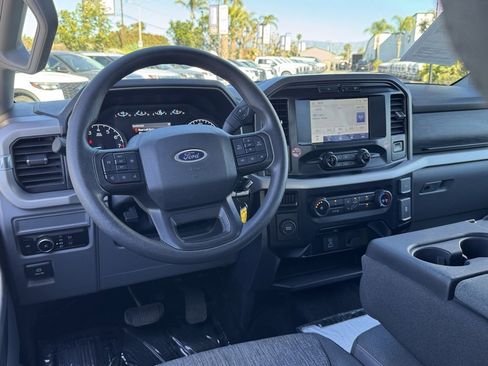 Used 2023 Ford F150 XLT image 29