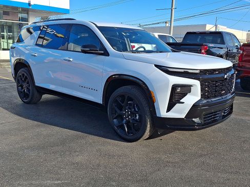 New 2026 Chevrolet Traverse RS AWD/4WD image 2