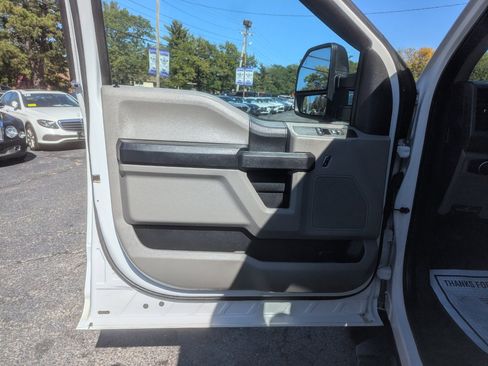 Used 2017 Ford F250 XL w/ STX Appearance Package image 22