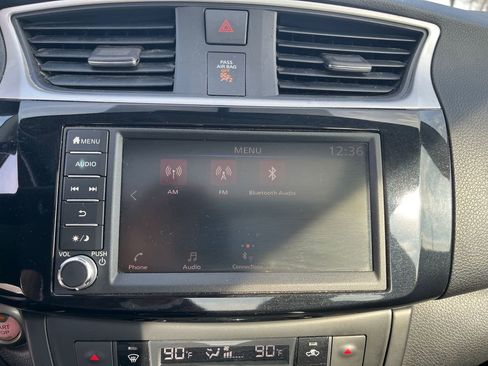 Used 2019 Nissan Sentra SV w/ Special Edition Package image 18