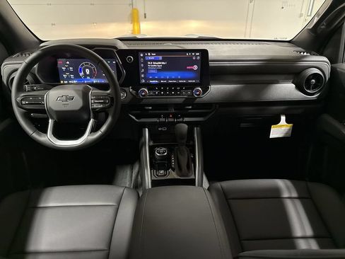 New 2026 Chevrolet Colorado Trail Boss AWD/4WD image 10