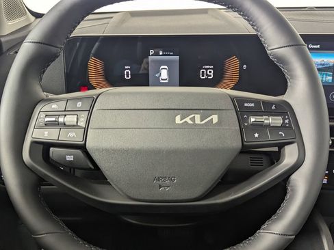 New 2026 Kia Sportage EX FWD image 16