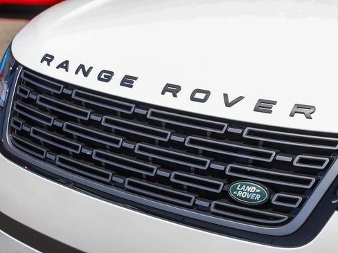 New 2026 Land Rover Range Rover Velar S AWD/4WD image 12