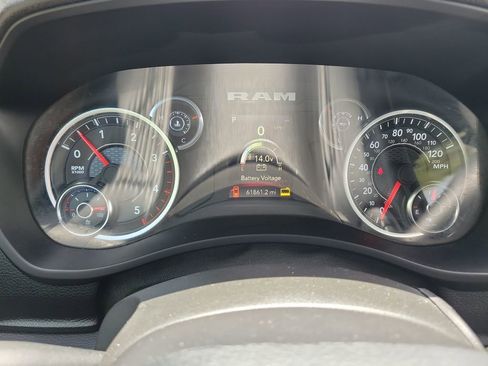 Used 2024 RAM 3500 Big Horn AWD/4WD image 14