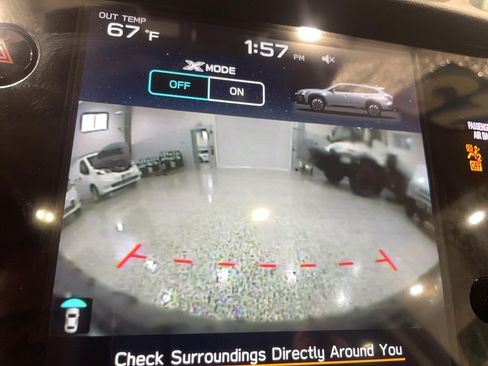 Used 2025 Subaru Outback Touring AWD/4WD image 14
