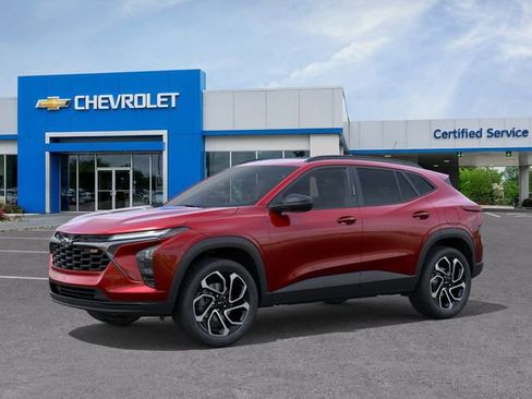 New 2026 Chevrolet Trax RS w/ Sunroof Package FWD image 2