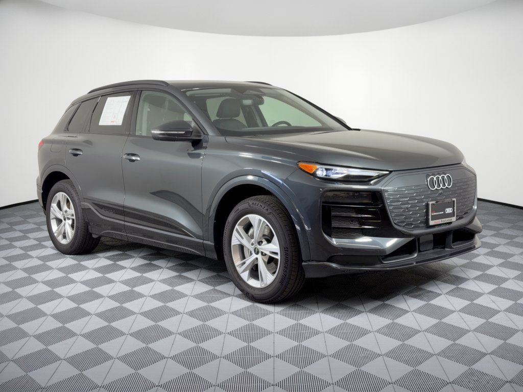 Certified 2025 Audi Q6 e-tron Premium w/ Convenience Package RWD image 7