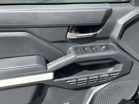 Used 2024 Toyota Tacoma TRD Sport image 26