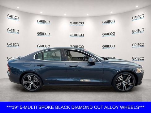 Used 2021 Volvo S60 T5 Inscription AWD/4WD image 8