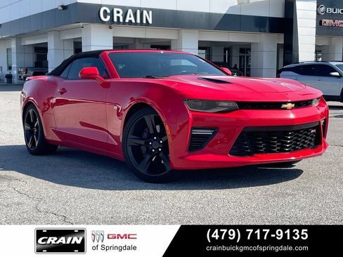 Used 2018 Chevrolet Camaro SS RWD image 1
