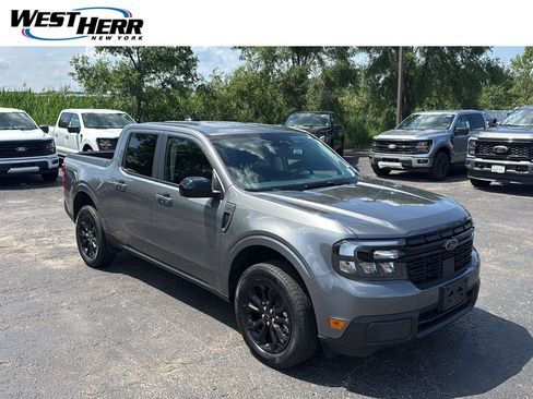 Used 2024 Ford Maverick Lariat w/ Black Appearance Package FWD image 1