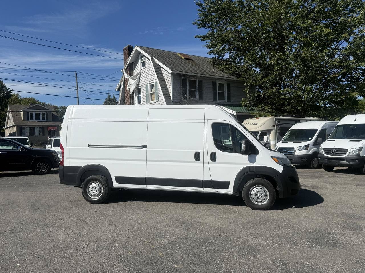Used 2023 RAM ProMaster 2500 FWD image 3