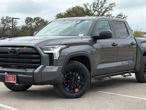 Used 2025 Toyota Tundra SR5 image 41