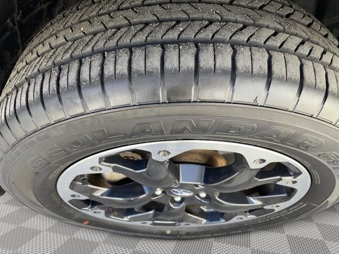 Certified 2023 Subaru Crosstrek 2.0i Premium image 7