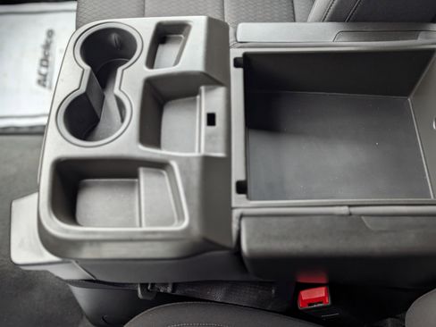 Used 2023 Chevrolet Silverado 1500 Custom image 22