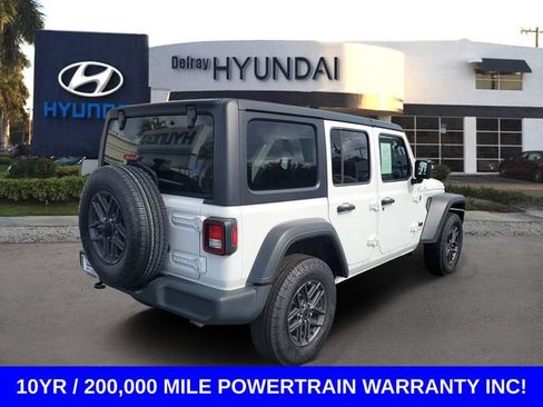 Used 2025 Jeep Wrangler Unlimited Sport AWD/4WD image 6
