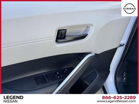 Used 2023 Toyota Corolla Cross L image 14