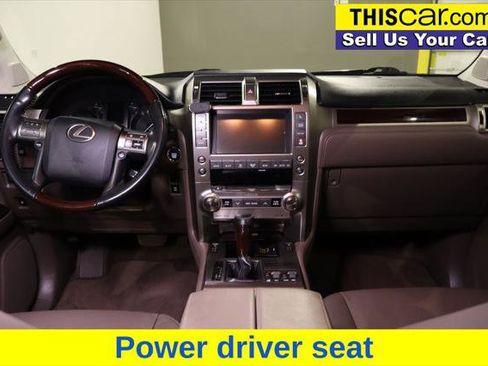 Used 2019 Lexus GX 460 Premium image 18