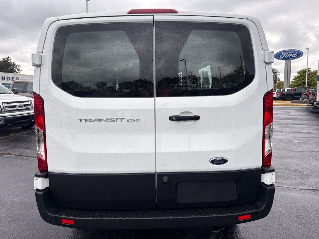 Used 2025 Ford Transit 250 Low Roof w/ Exterior Upgrade Package RWD image 8