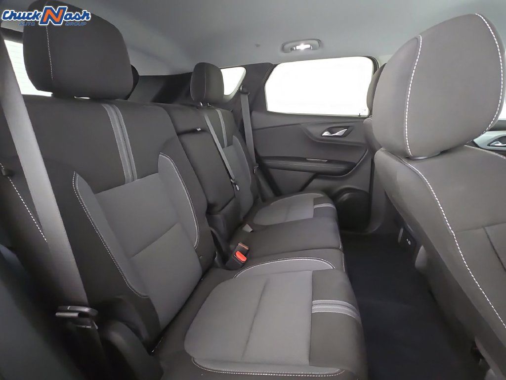 Used 2026 Chevrolet Blazer LT FWD image 31
