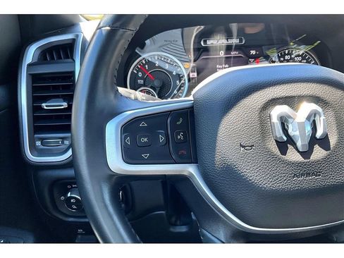 Used 2023 RAM 1500 Big Horn AWD/4WD image 18