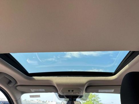 New 2025 Nissan Kicks SV w/ SV Premium Package image 10