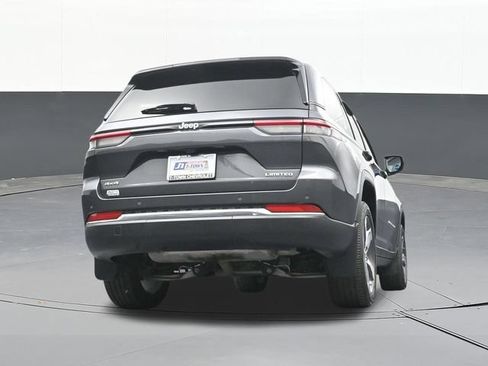 Used 2024 Jeep Grand Cherokee Limited AWD/4WD image 50