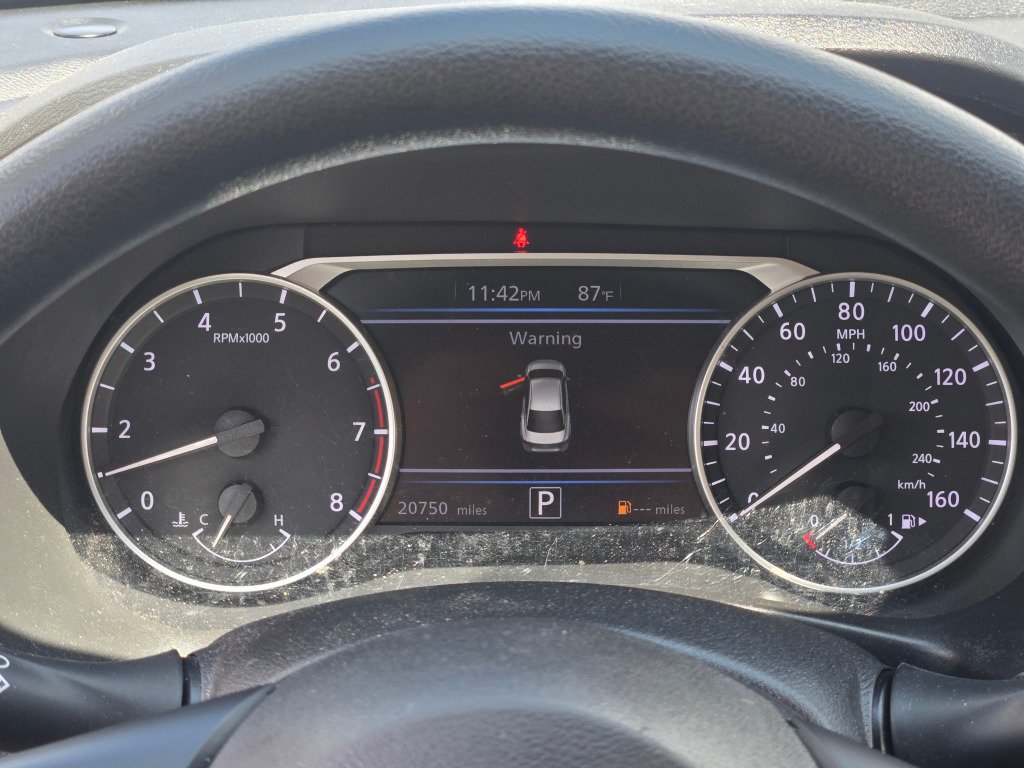 Used 2023 Nissan Sentra SV FWD image 30