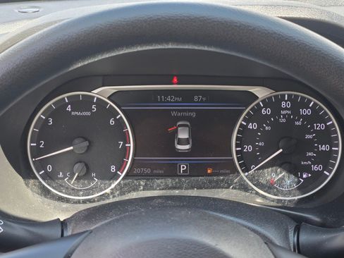Used 2023 Nissan Sentra SV FWD image 30