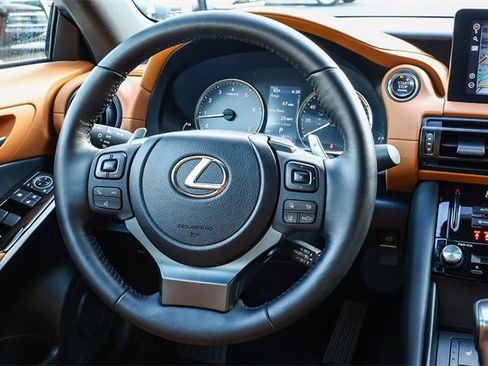 Used 2025 Lexus IS 350 F Sport image 17