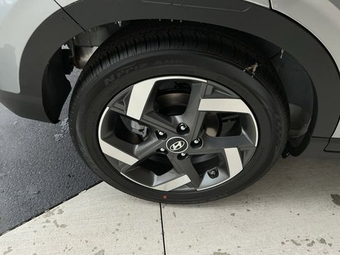 New 2026 Hyundai Venue SEL image 5